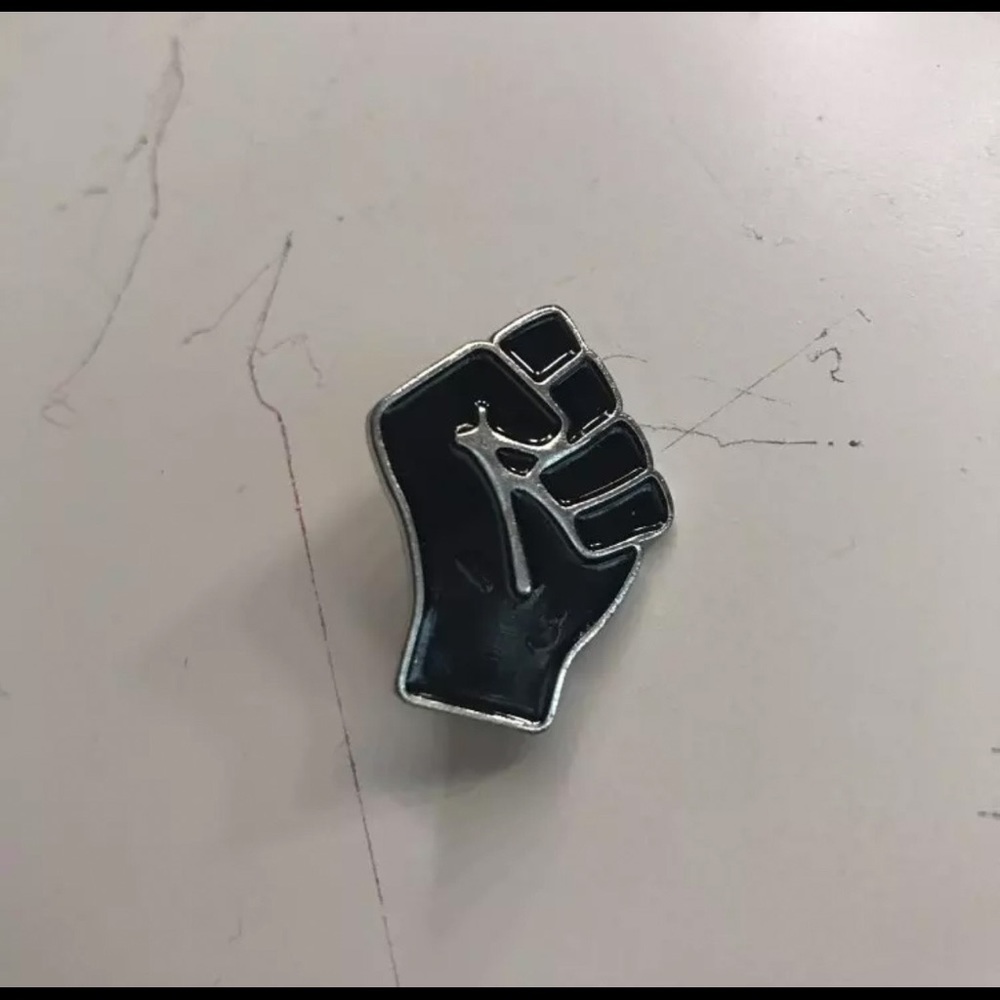 BLM - Black Lives Matter Handmade Enamel Pin - Picture 7 of 16